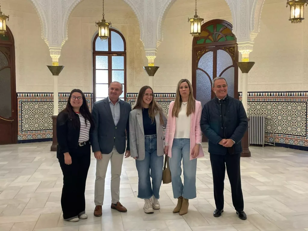Participants en la presentació de la la presentació de la Marató de Donació de sang 2025, que tindrà lloc este diumenge 9 de novembre en la Gallera